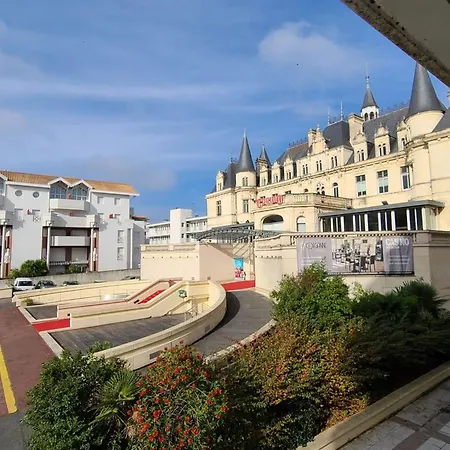 Apartment Charming 20 M From The In